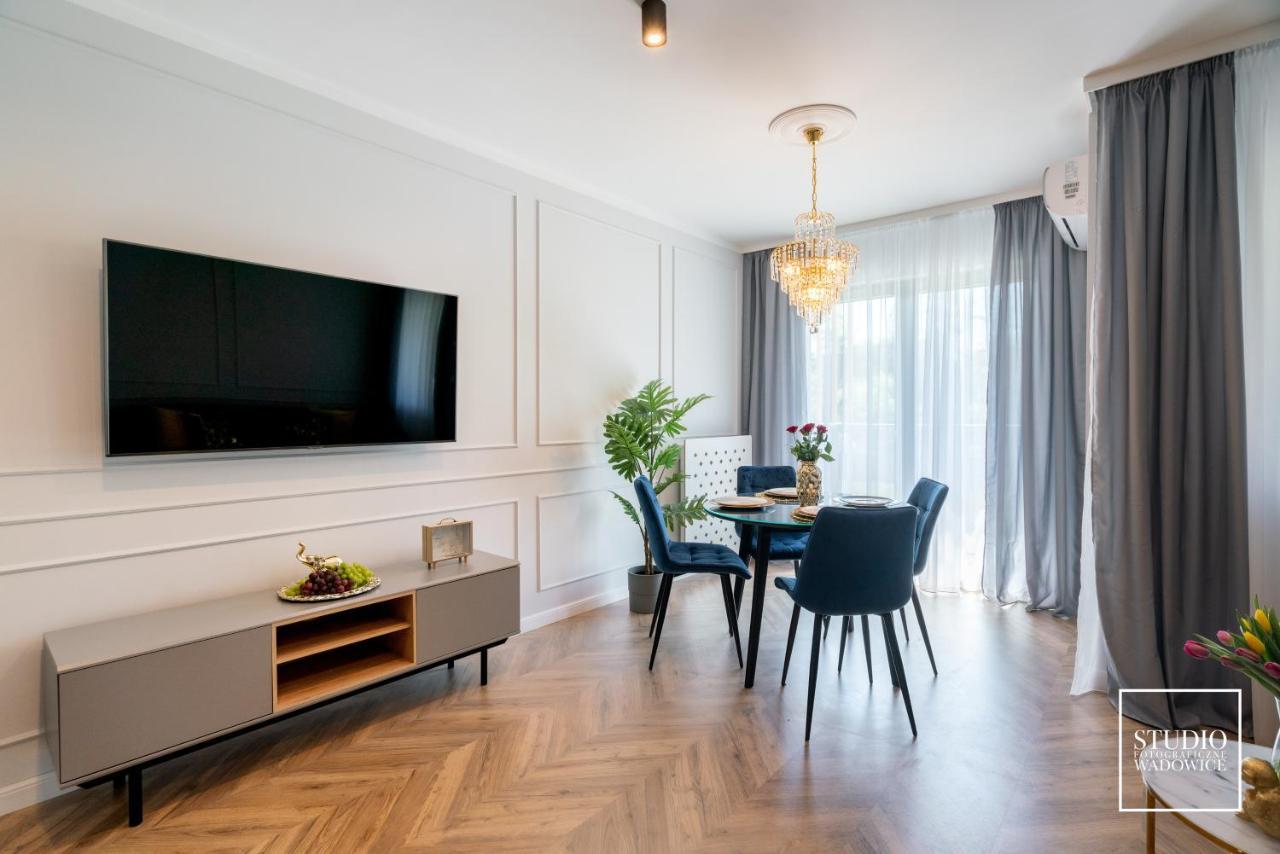 Exclusive Gold Apartment Krasków Εξωτερικό φωτογραφία